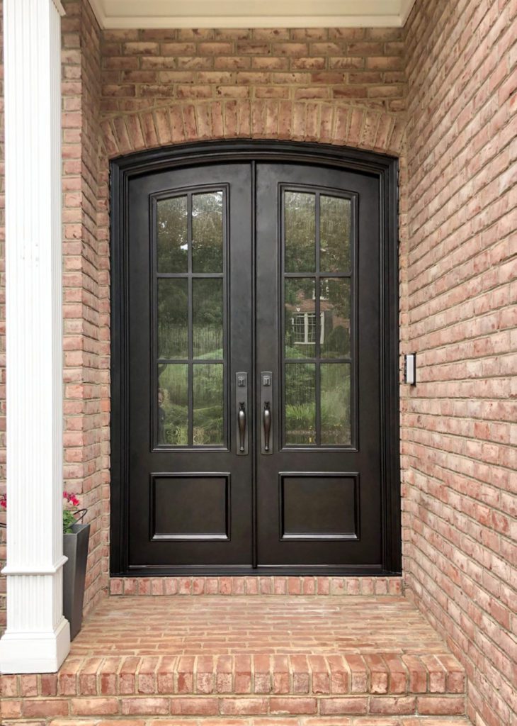 Traditional doors with handlesets.